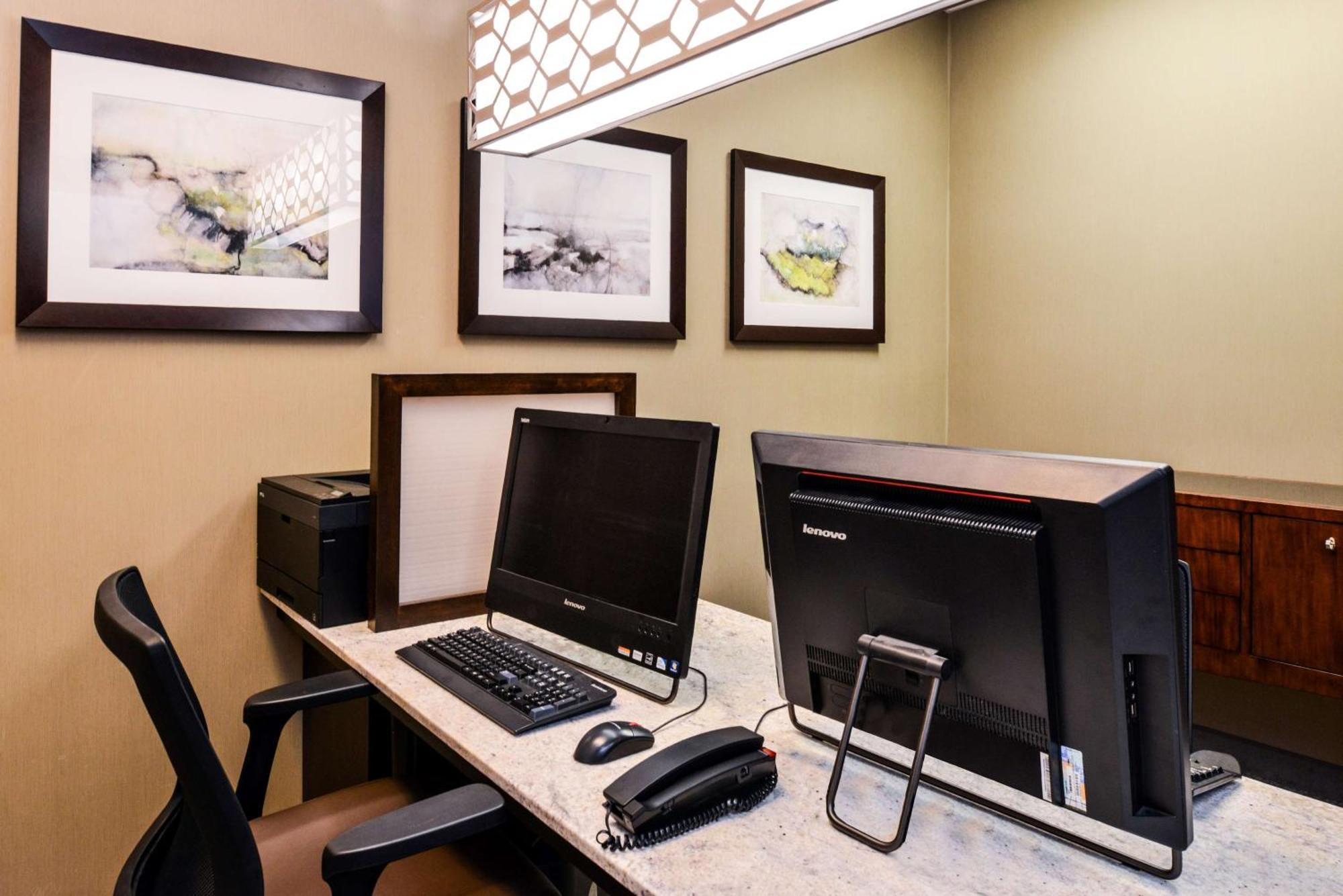 Homewood Suites By Hilton Fresno Eksteriør bilde