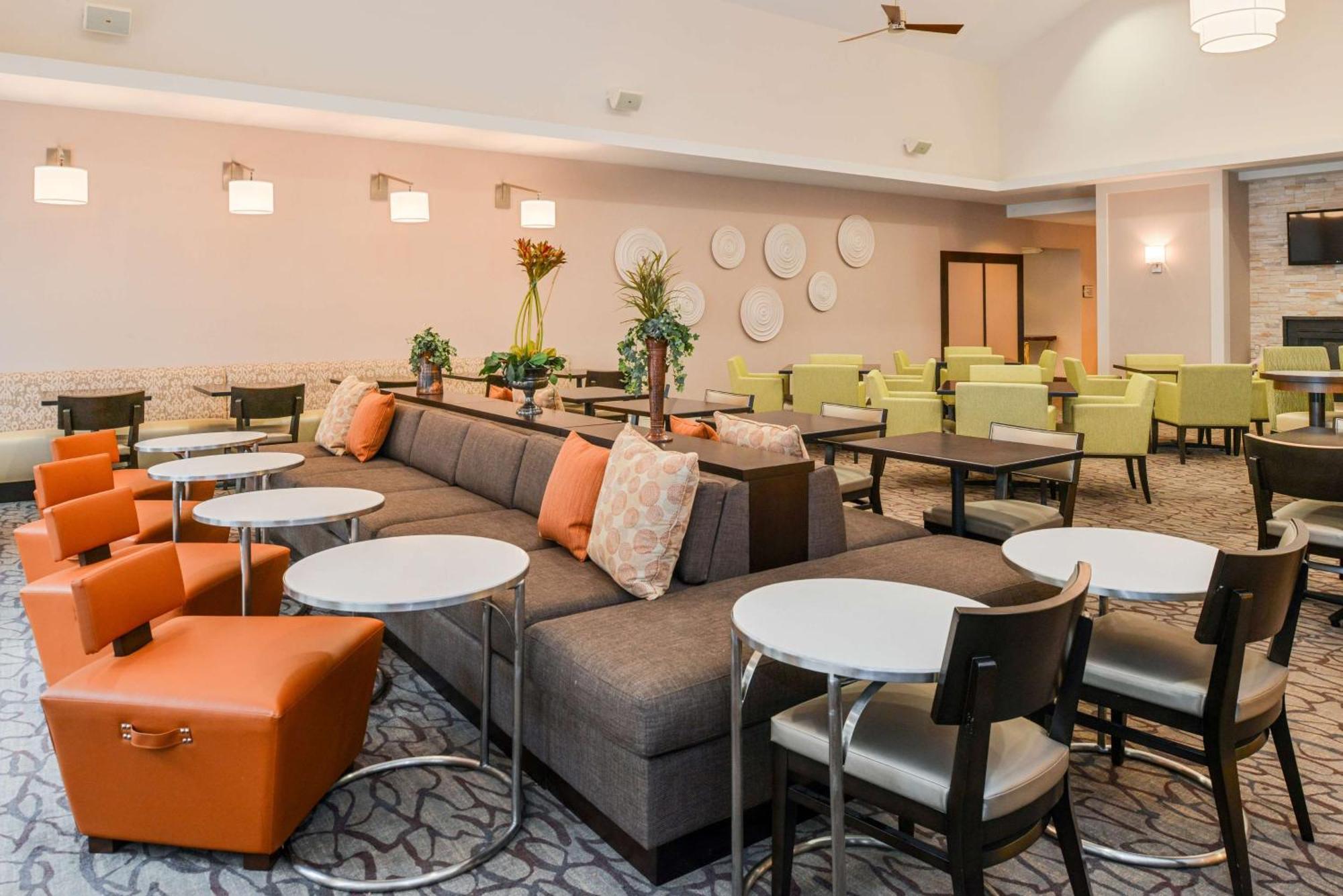 Homewood Suites By Hilton Fresno Eksteriør bilde