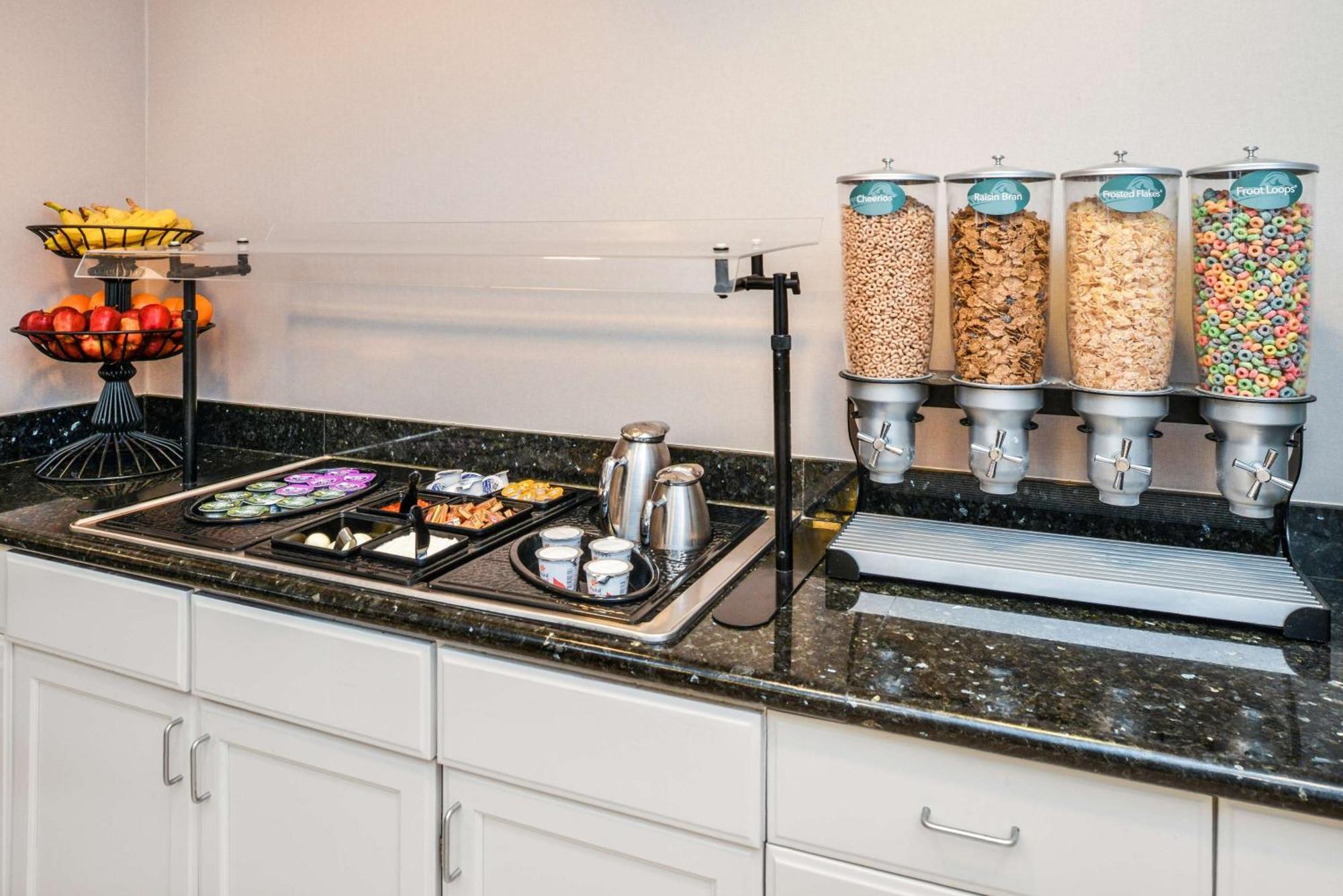 Homewood Suites By Hilton Fresno Eksteriør bilde