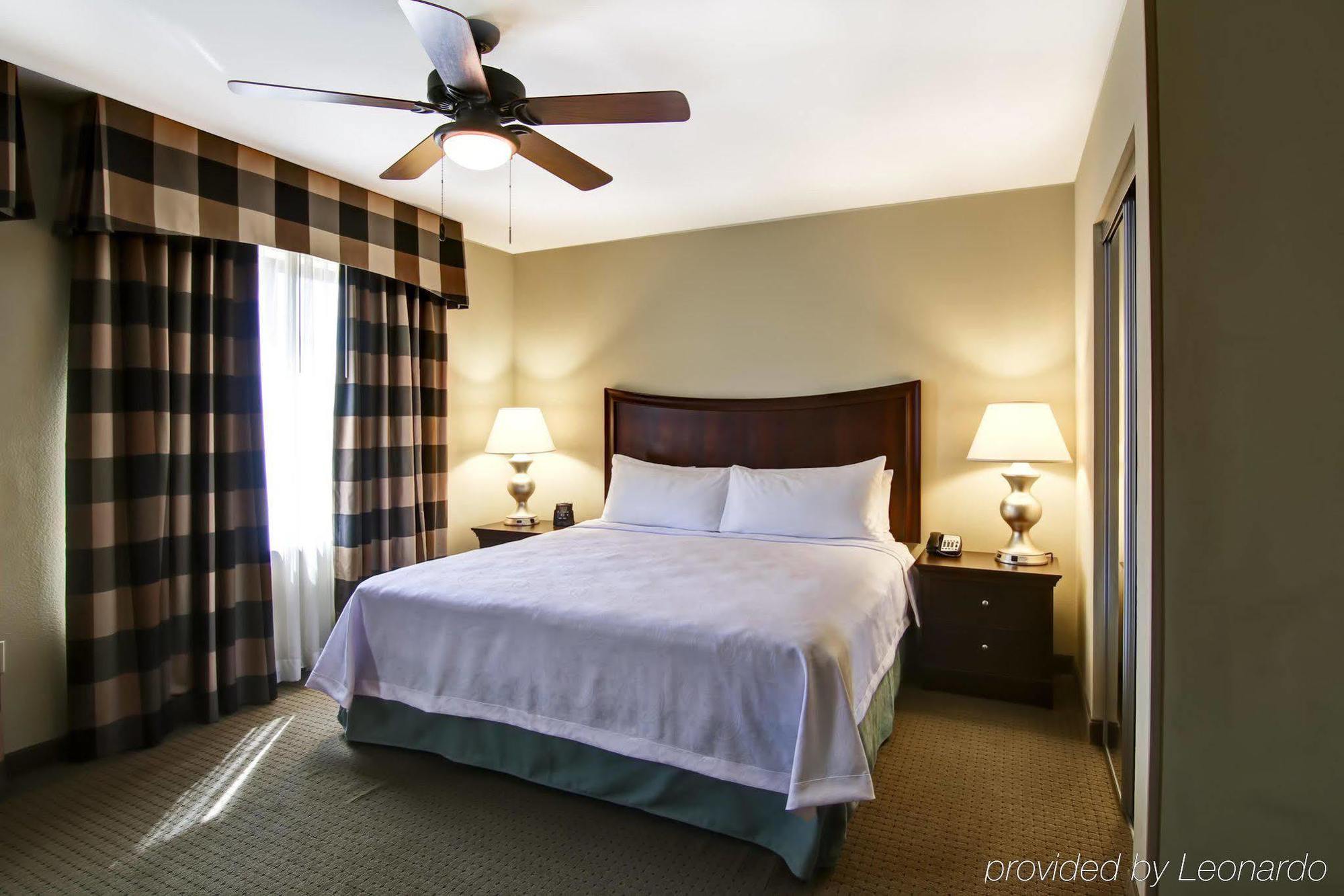 Homewood Suites By Hilton Fresno Eksteriør bilde