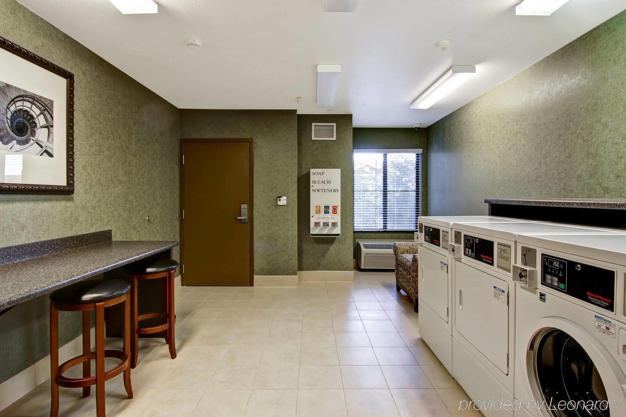 Homewood Suites By Hilton Fresno Eksteriør bilde
